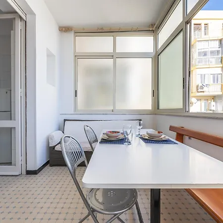 Dante Luna, Centro, Cagliari, Sardegna Apartment *