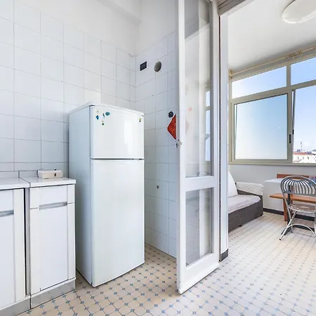 Apartment Dante Luna, Centro, Cagliari, Sardegna