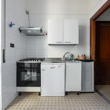 Dante Luna, Centro, Cagliari, Sardegna Apartment *